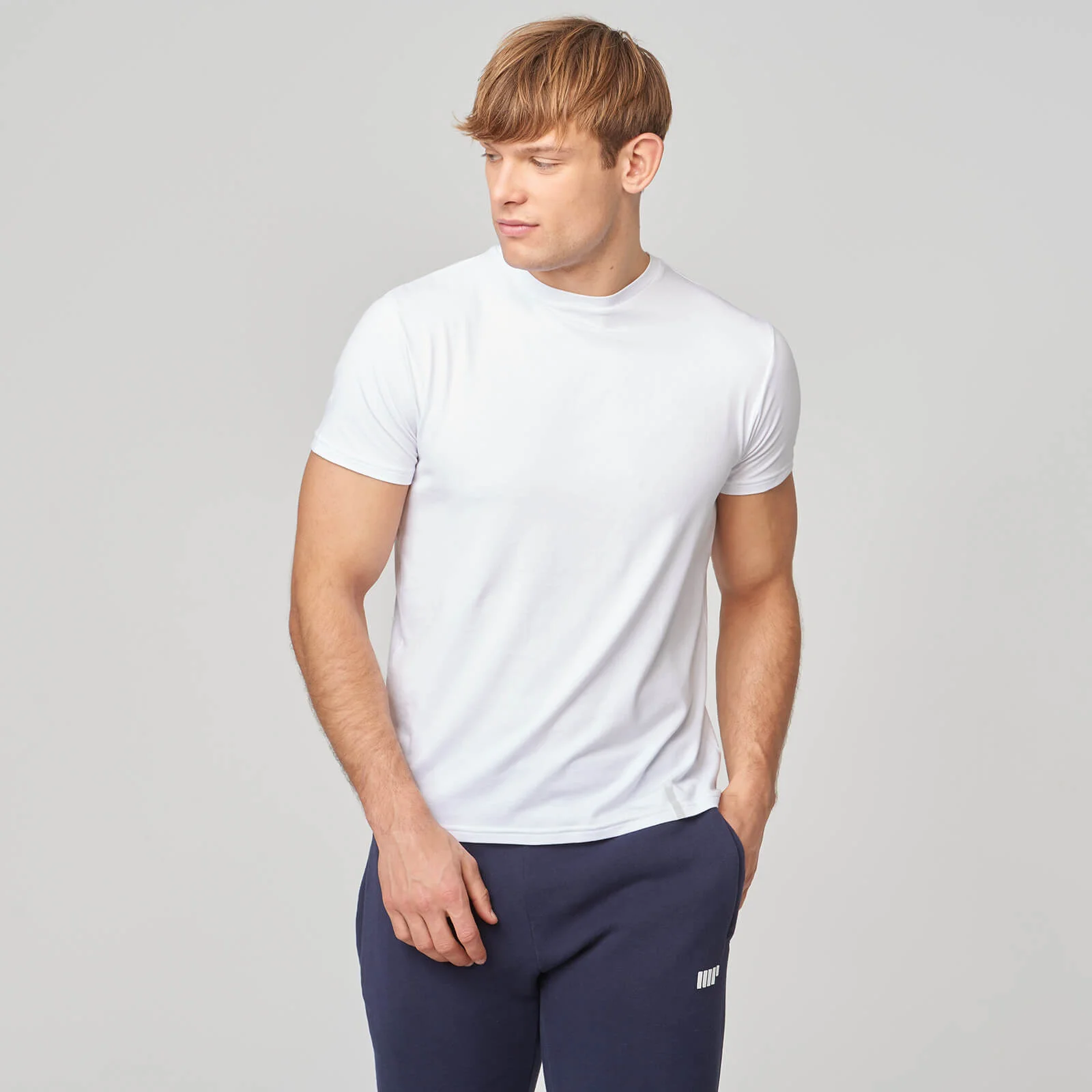 Luxe Classic Crew - White - S - White Image 1