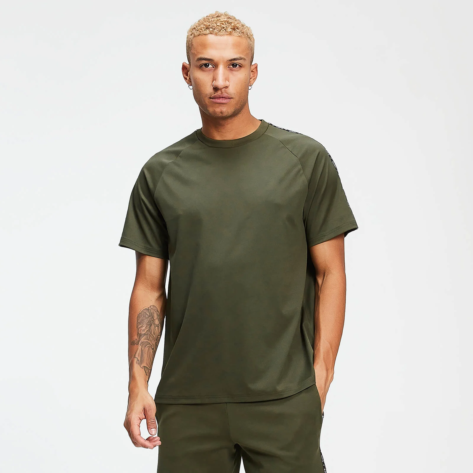 MP Men's Rest Day Double Tape Tricot T-Shirt - Army Green - XS Image 1