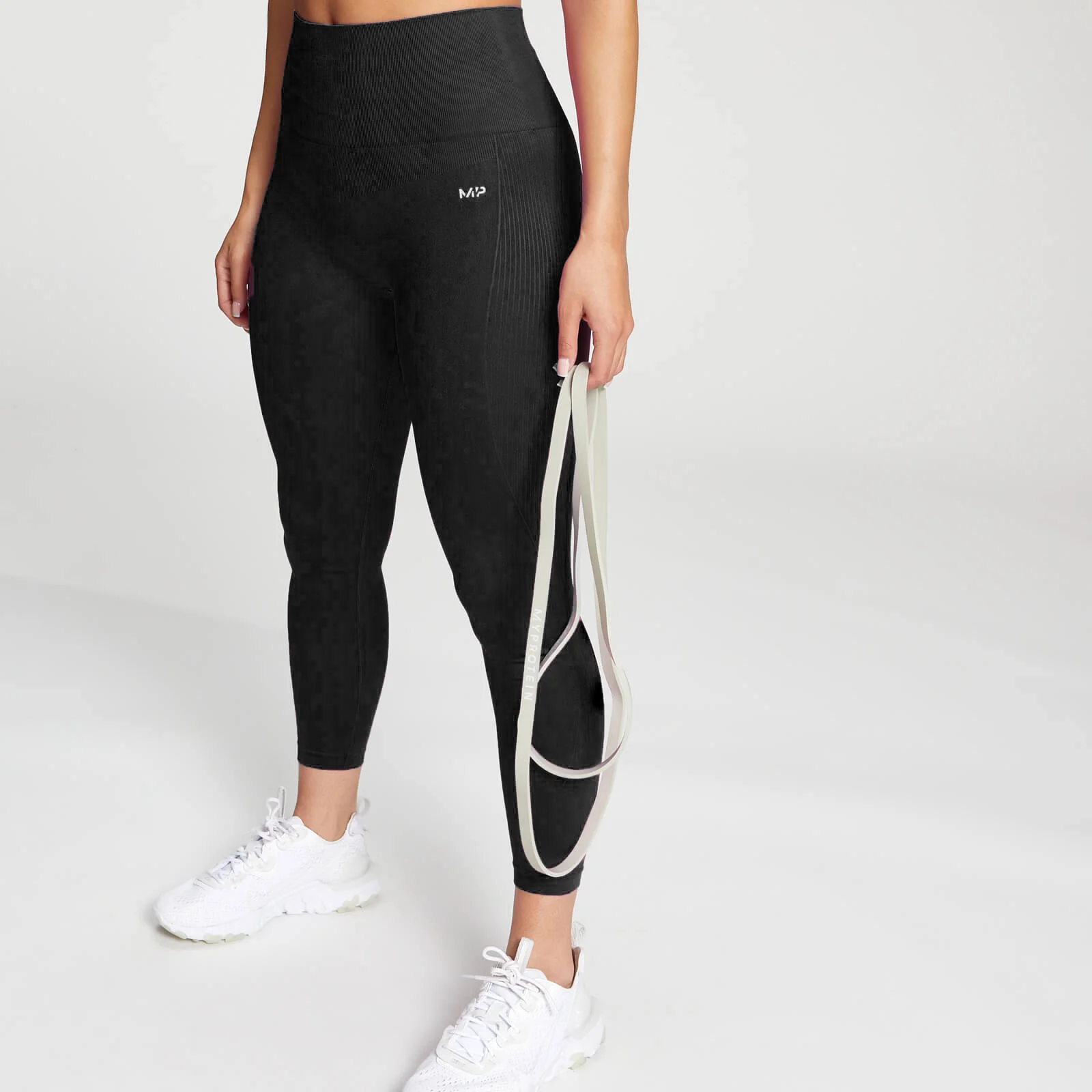MP Women's Shape Seamless 7/8 Leggings - Black - S Image 1