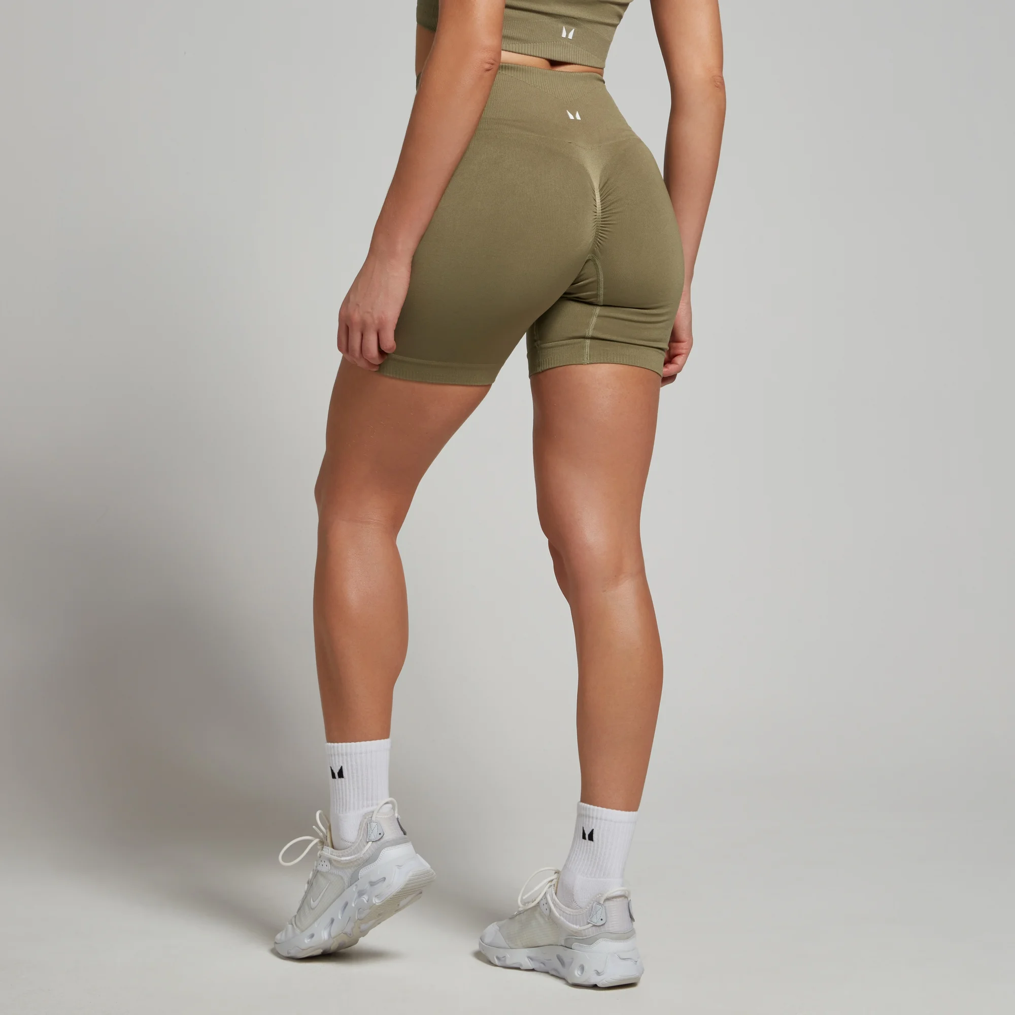 MP Women's Tempo Seamless Scrunch Shorts - Light Olive - XL Image 1