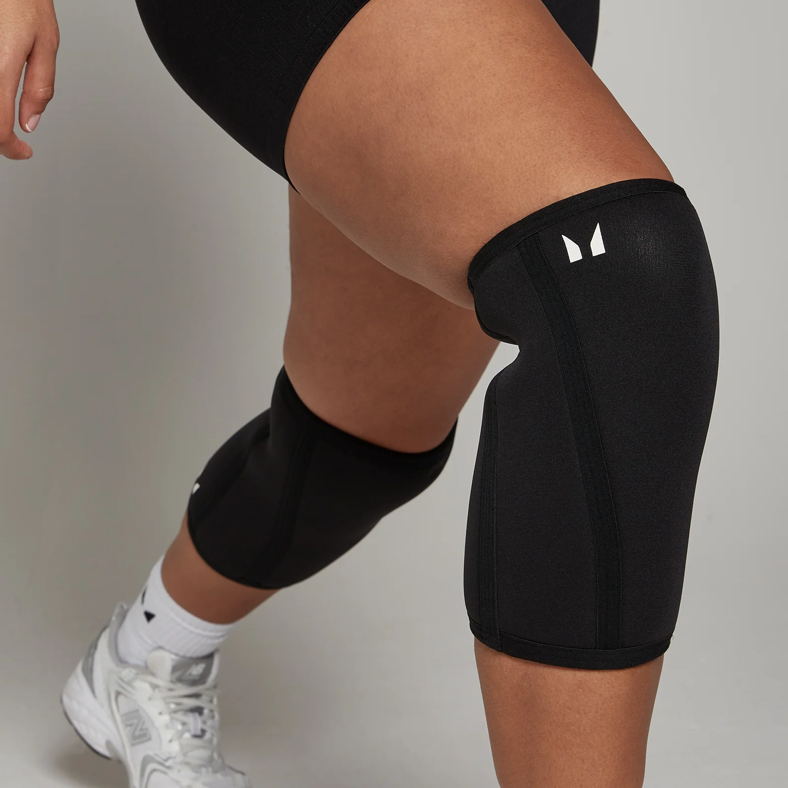 MP Unisex Training Knee Sleeve Pair - Black - S Image 1